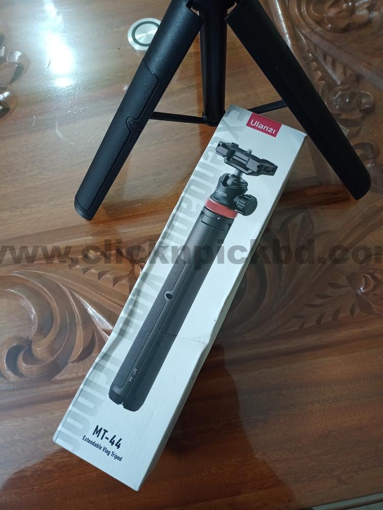 Ulanzi MT44 Extendable Vlog Tripod With 360° Ball Head – Black Color - Image 5